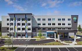 Tru By Hilton Jacksonville West I 295